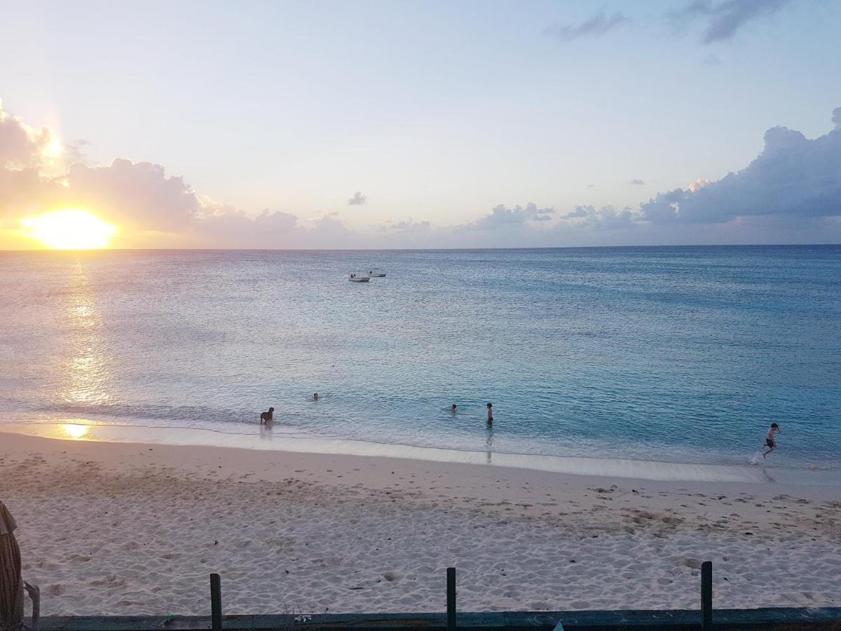 Turks Head Inne Grand Turk Buitenkant foto